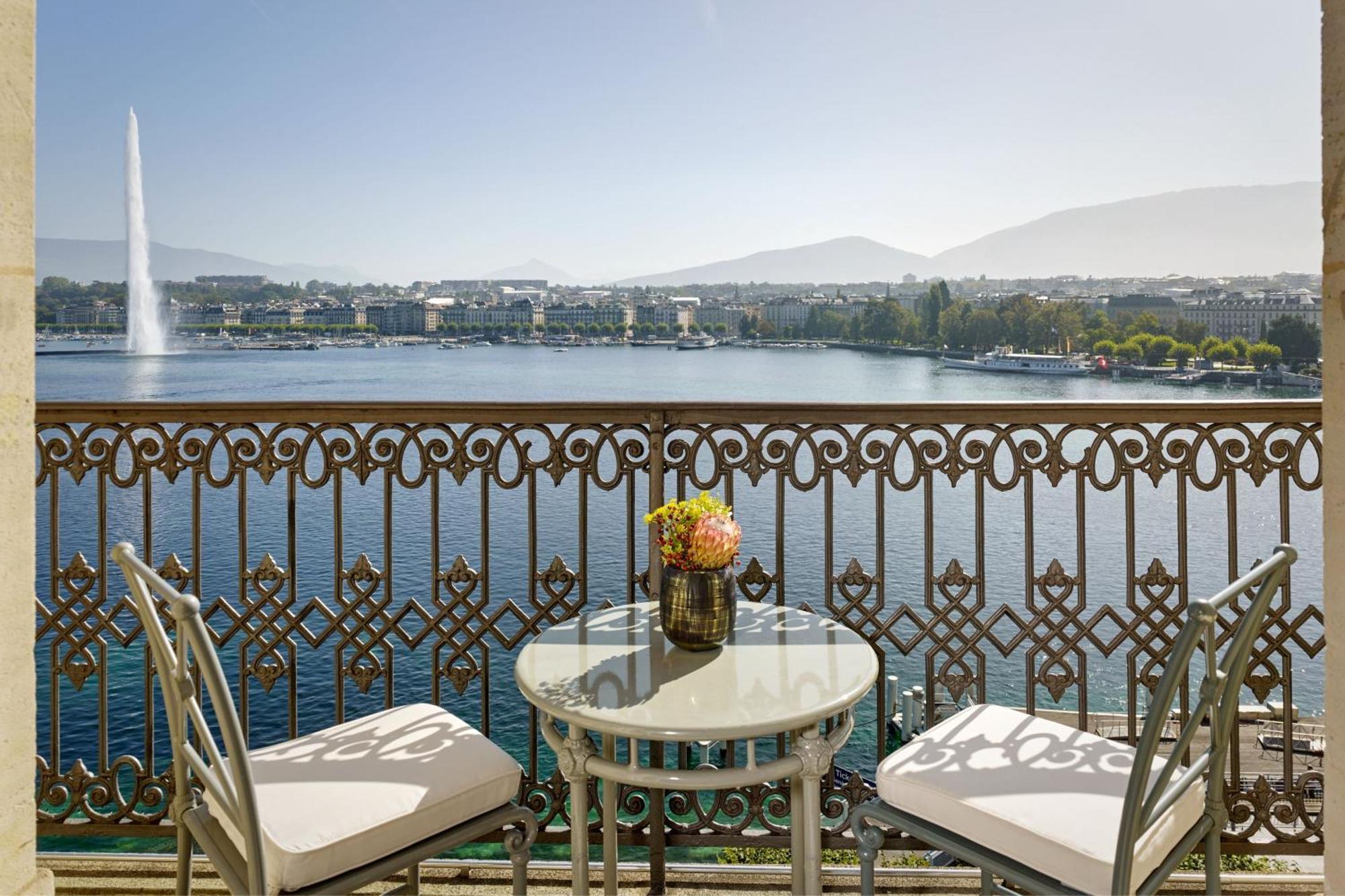The Ritz-Carlton Hotel De La Paix, Geneva Exterior photo